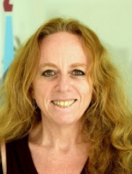 דלית זלצר